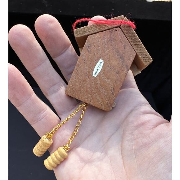 Vintage Christmas Ornament Wood Cuckoo Clock 4.5" Holiday Tree Decor -LO2 - Picture 5 of 5